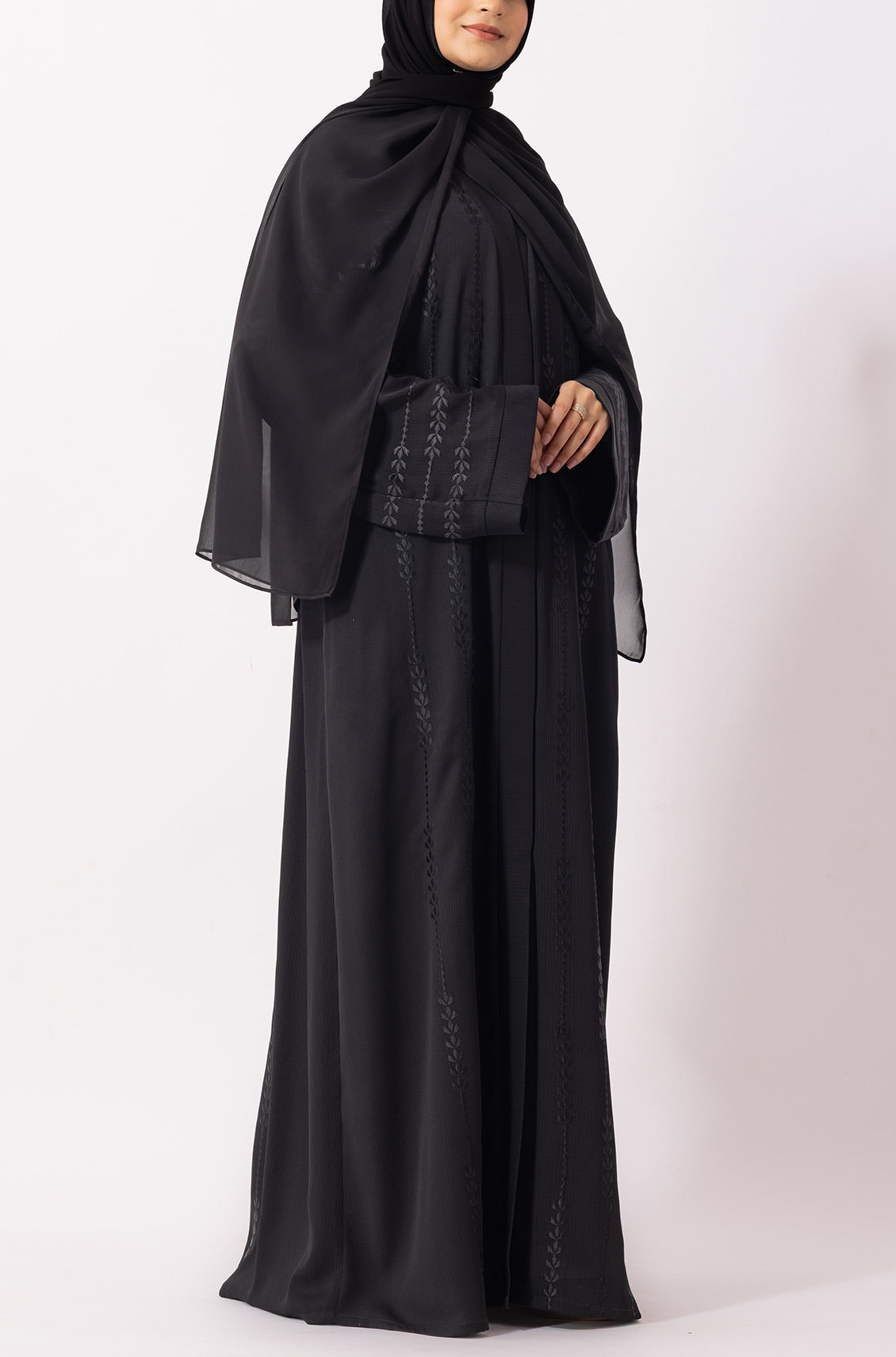 Floral Embroidered Abaya Black