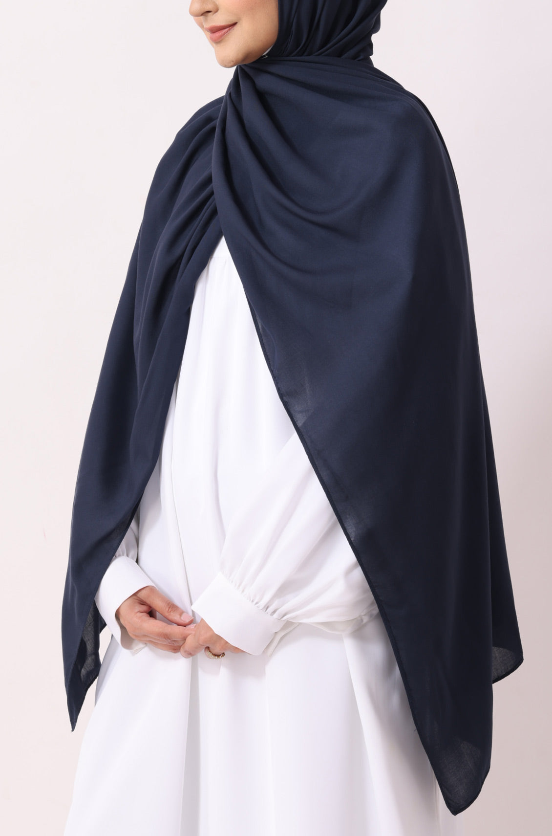 Navy Modal Hijab